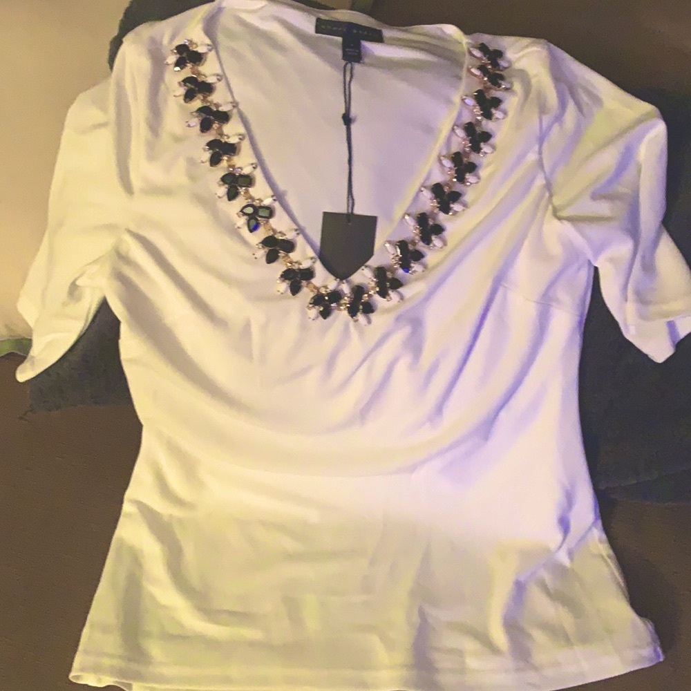 Gorgeous jeweled holiday Medium Sheri Bodell Gem and crystal covered v neckline.